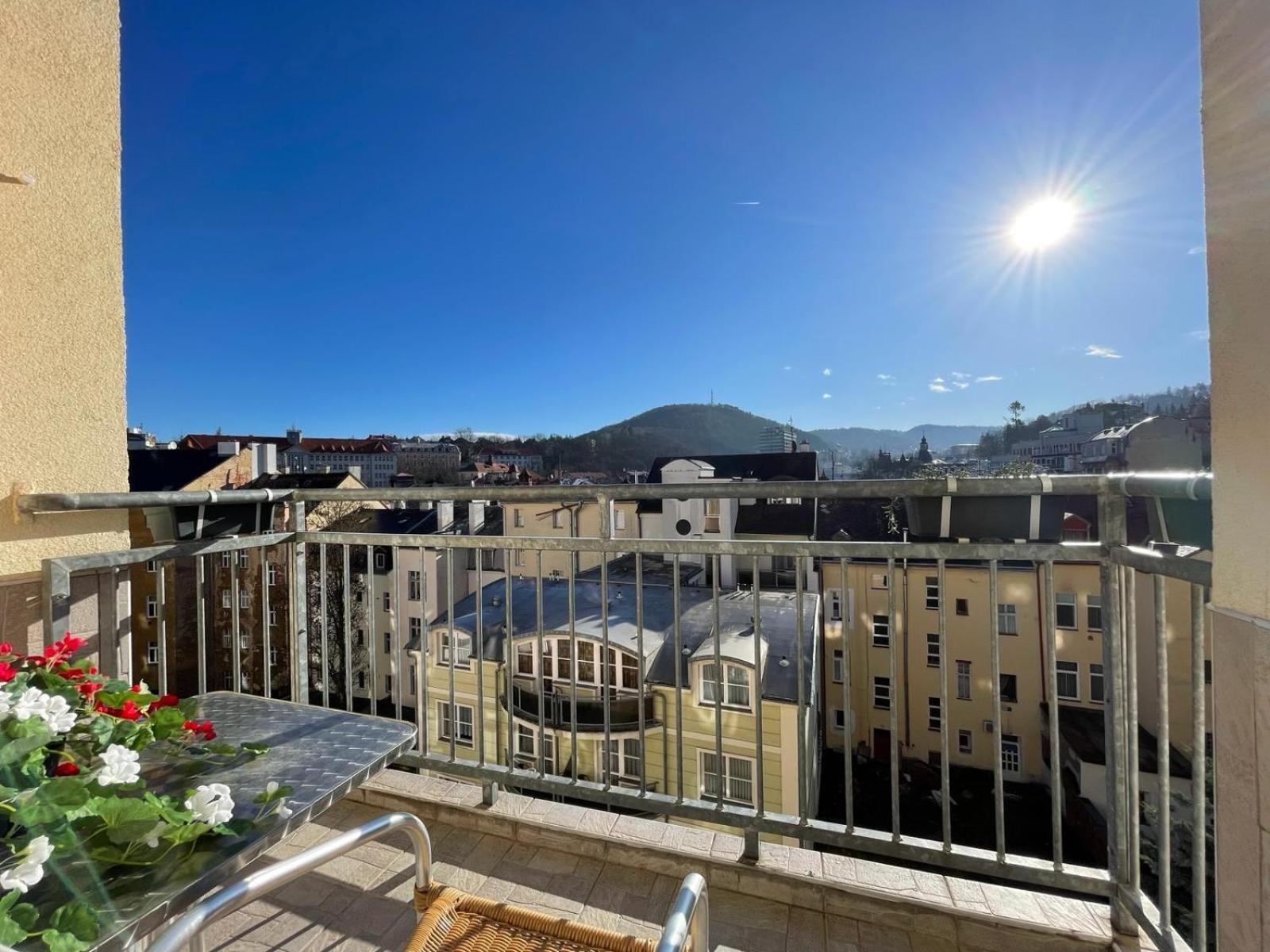 Appartment Centrum Карловы Вары Экстерьер фото